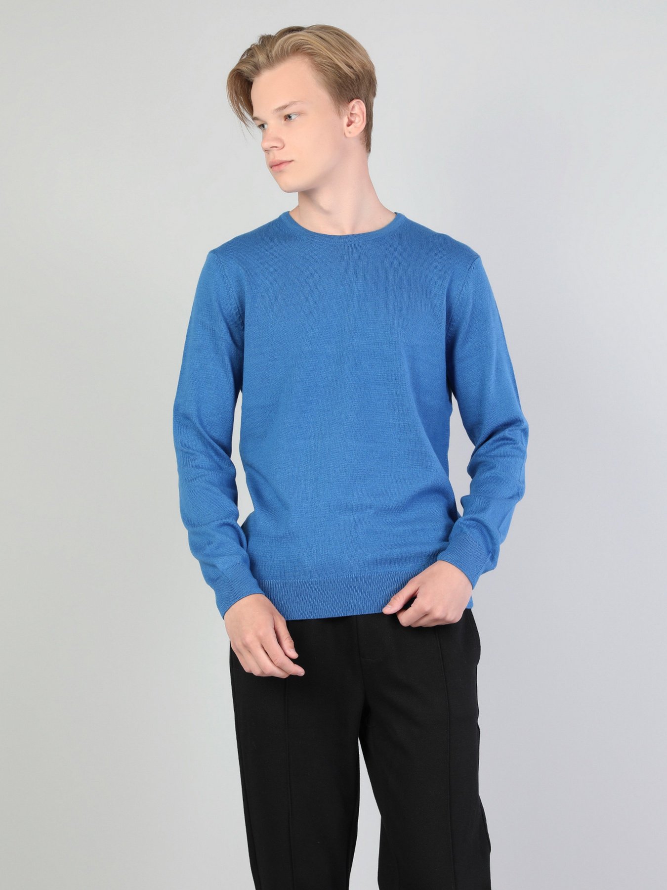 Джемпер Colin’s модель CL1023186SBM Фото