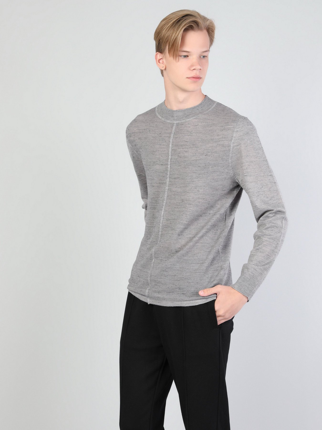 Джемпер Colin’s модель CL1045248GRA Фото