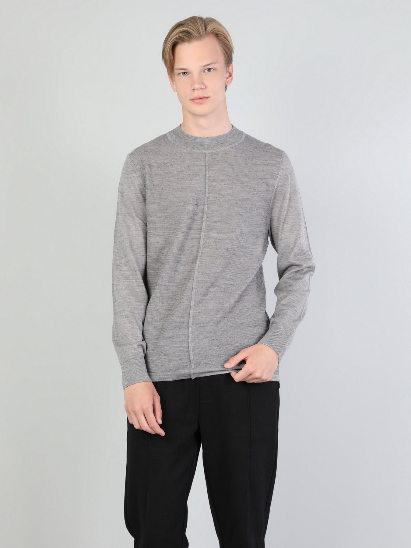 Джемпер Colin’s модель CL1045248GRA Фото