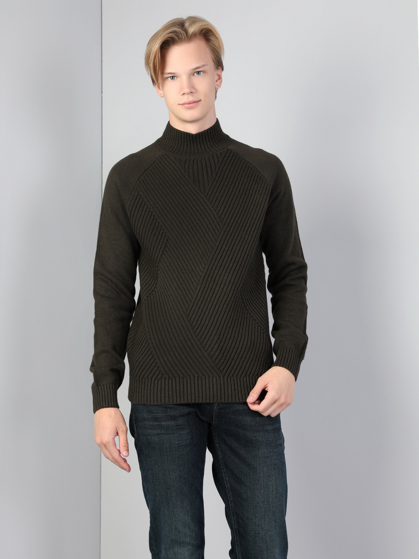 Свитер Colin’s модель CL1045367DKH Фото