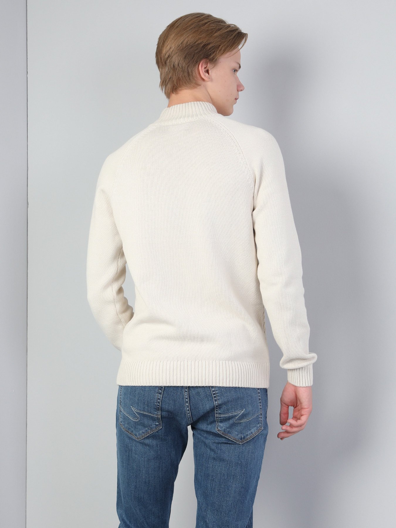 Светр Colin’s модель CL1045367OFW Фото