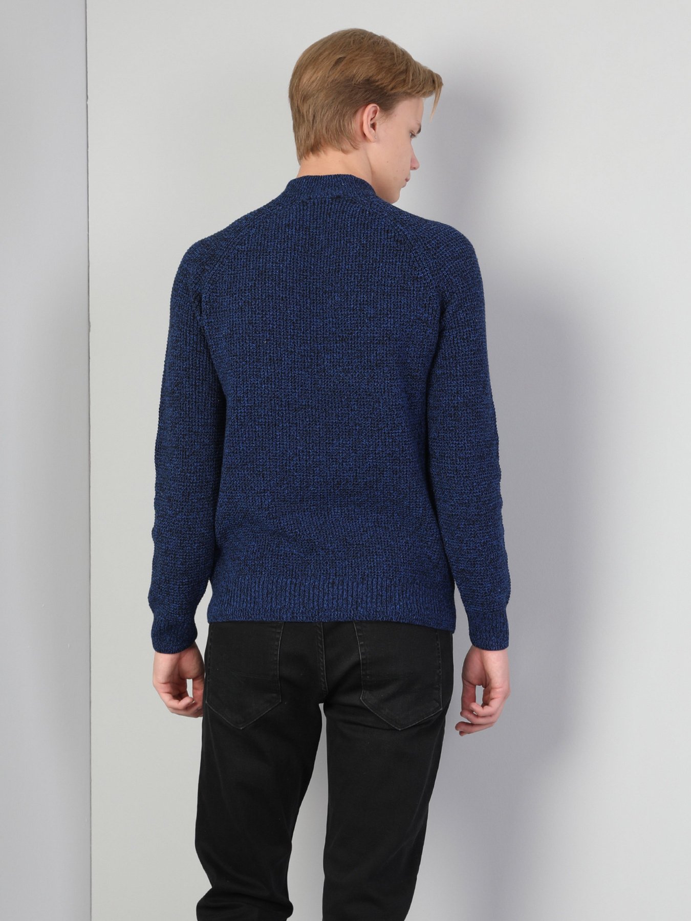 Свитер Colin’s модель CL1045370BLM Фото