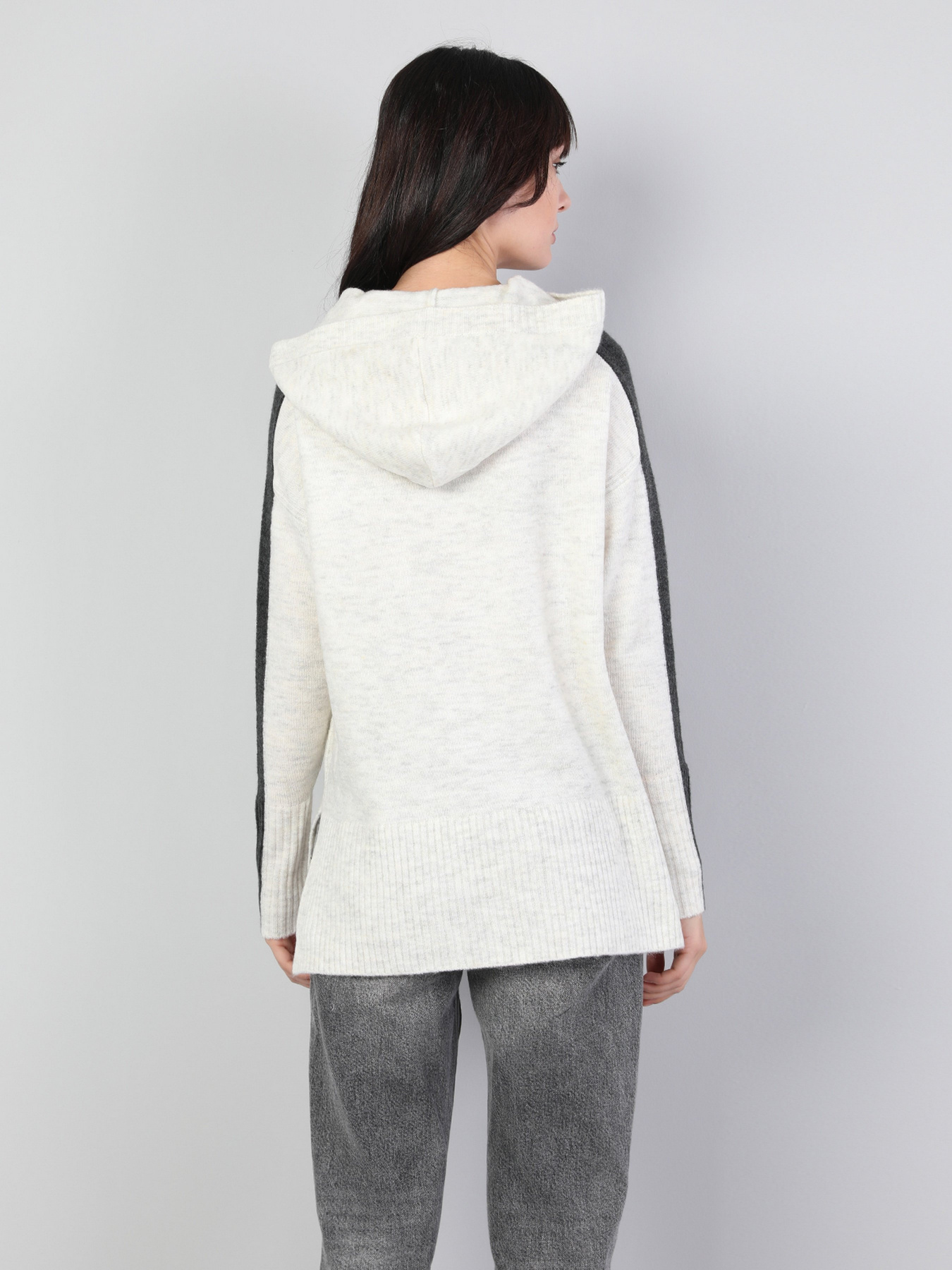 Свитер Colin’s модель CL1045549ECM Фото