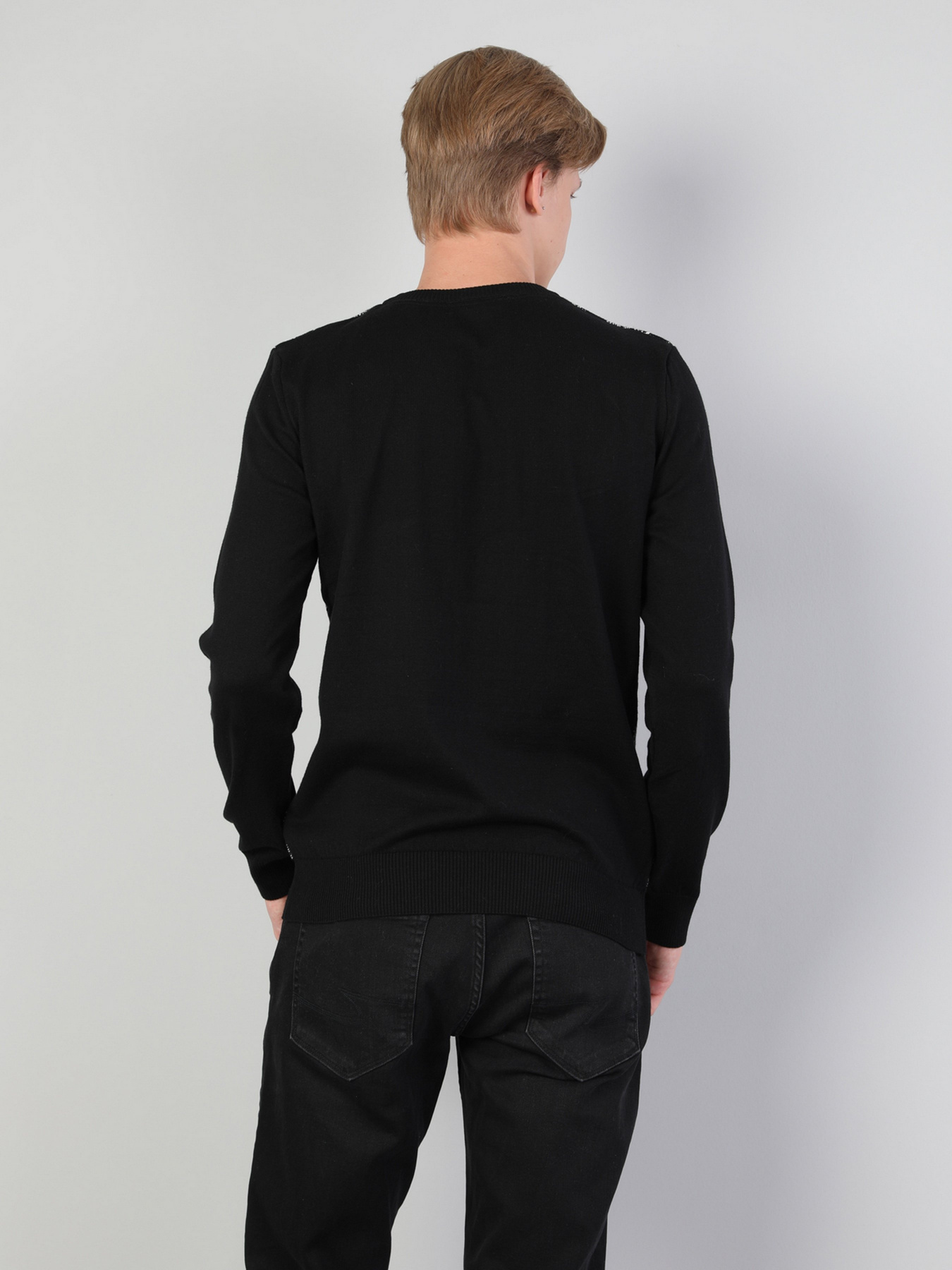 Джемпер Colin’s модель CL1045875BLK Фото