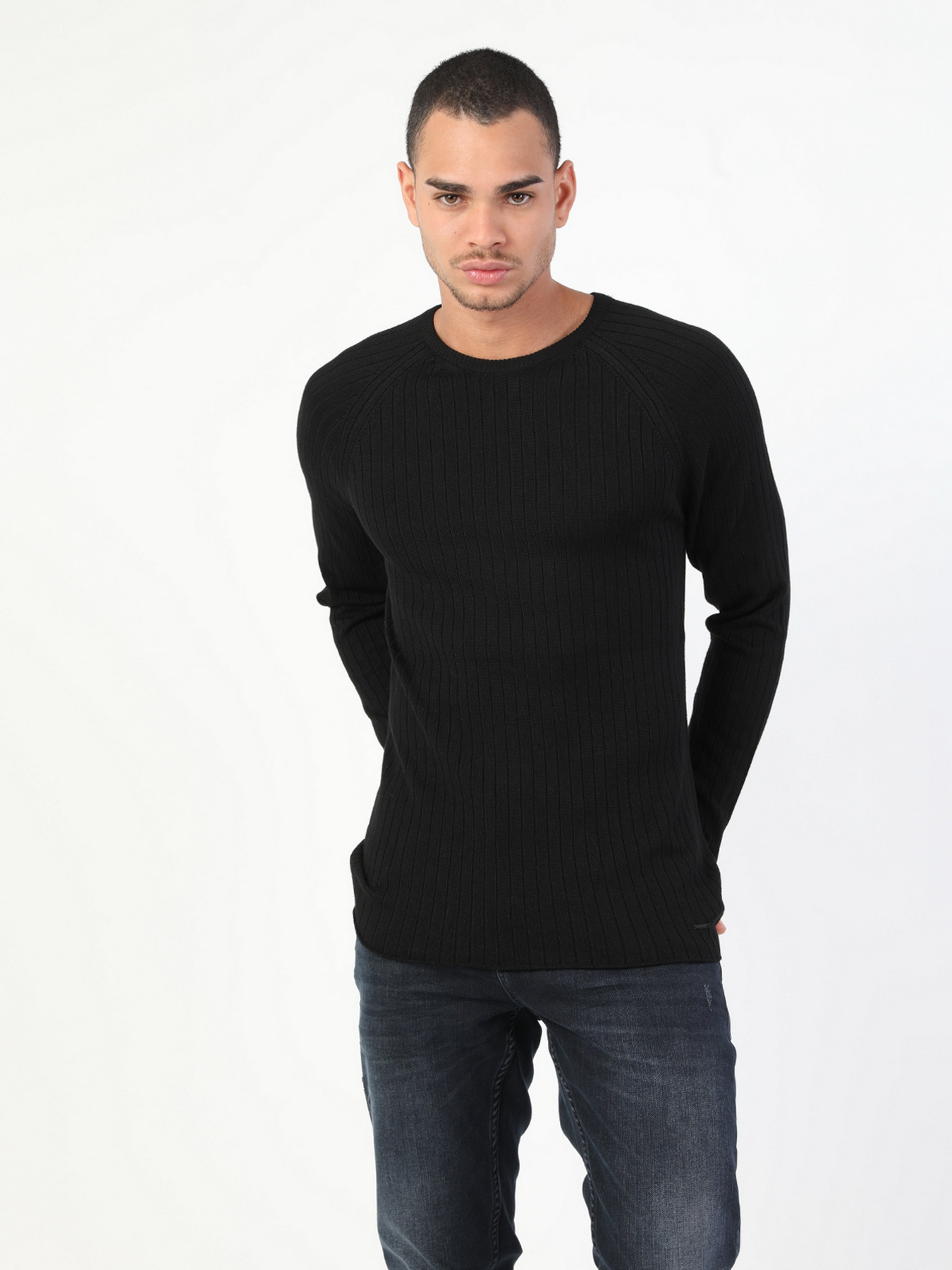 Джемпер Colin’s модель CL1047125BLK Фото