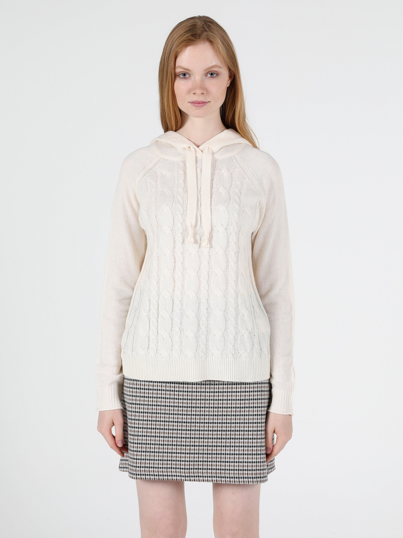 Свитер Colin’s модель CL1050531ECR Свитер Colin’s модель CL1050531ECR Фото