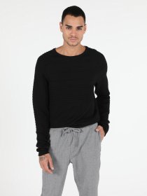 Свитер Colin’s модель CL1050729BLK Свитер Colin’s модель CL1050729BLK Фото