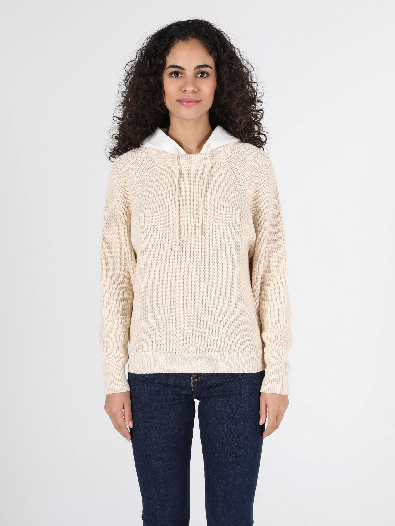 Свитер Colin’s модель CL1051508BEI Свитер Colin’s модель CL1051508BEI Фото