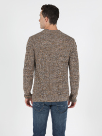 Свитер Colin’s модель CL1051590YLS Свитер Colin’s модель CL1051590YLS Фото