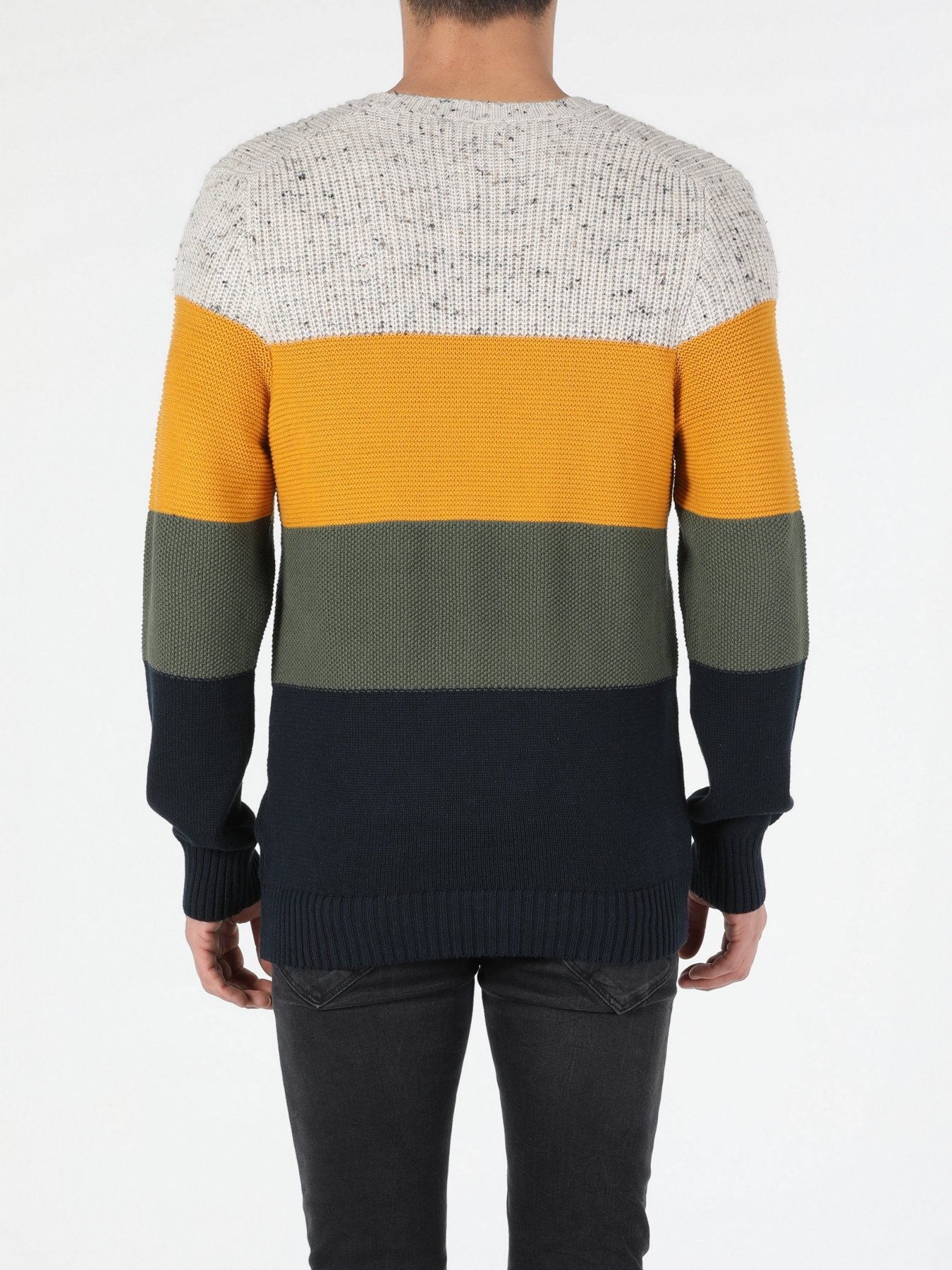 Свитер Colin’s модель CL1052042NAV Свитер Colin’s модель CL1052042NAV Фото