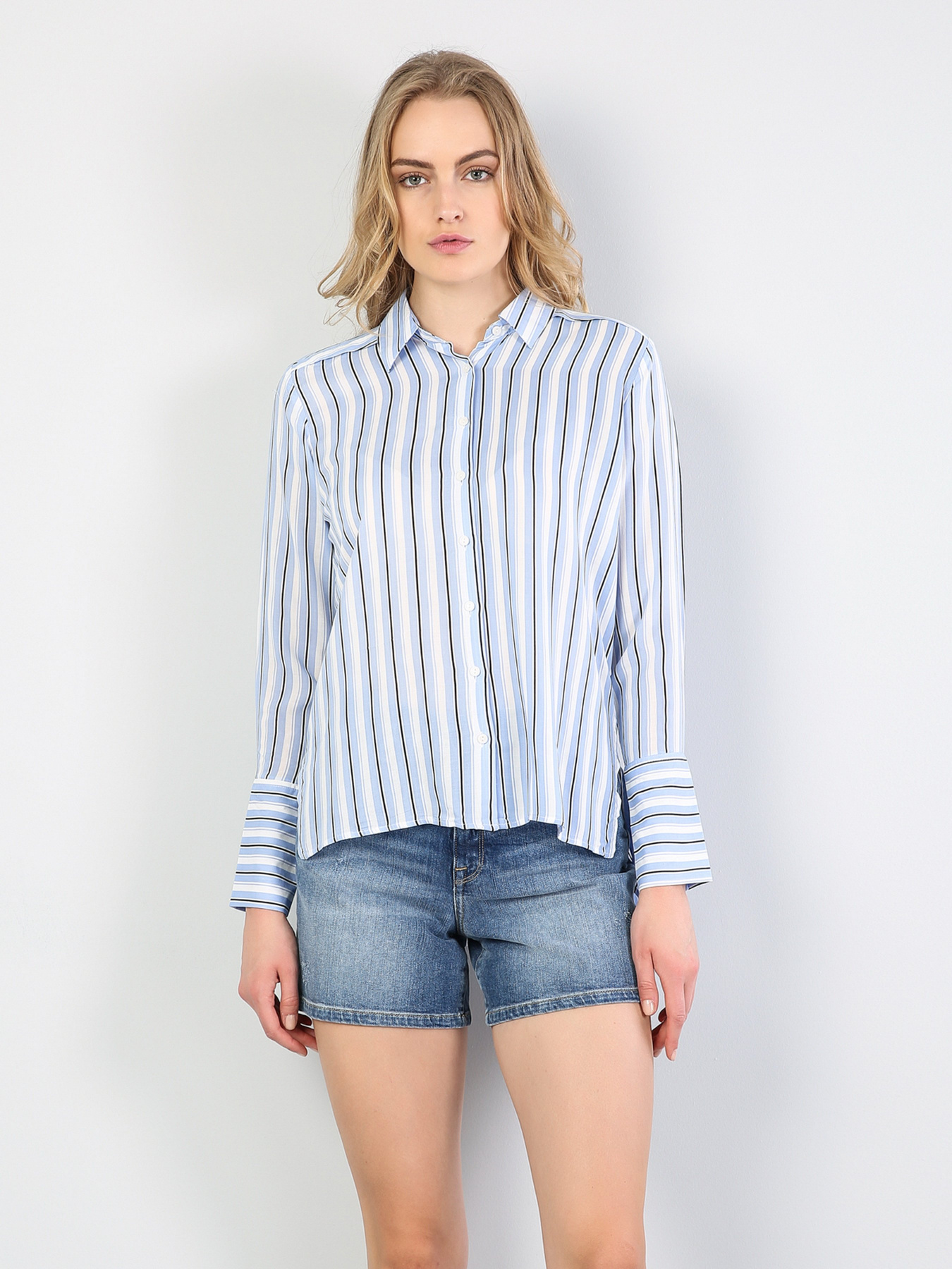 Рубашка повседневная Colin’s модель CL1036303BLE Рубашка повседневная Colin’s модель CL1036303BLE Фото