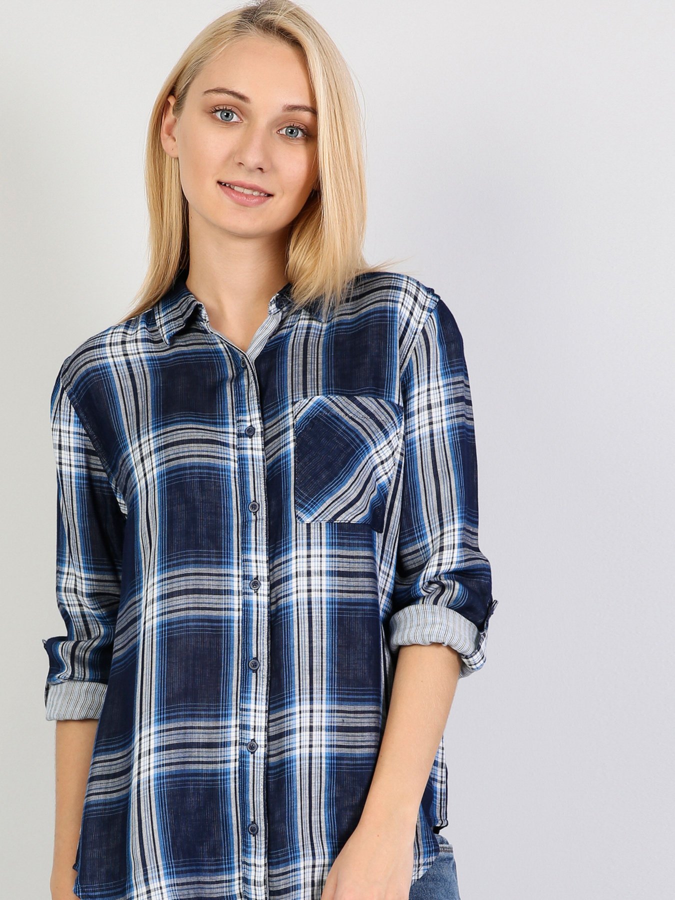 Рубашка повседневная Colin’s модель CL1041391NAV Рубашка повседневная Colin’s модель CL1041391NAV Фото