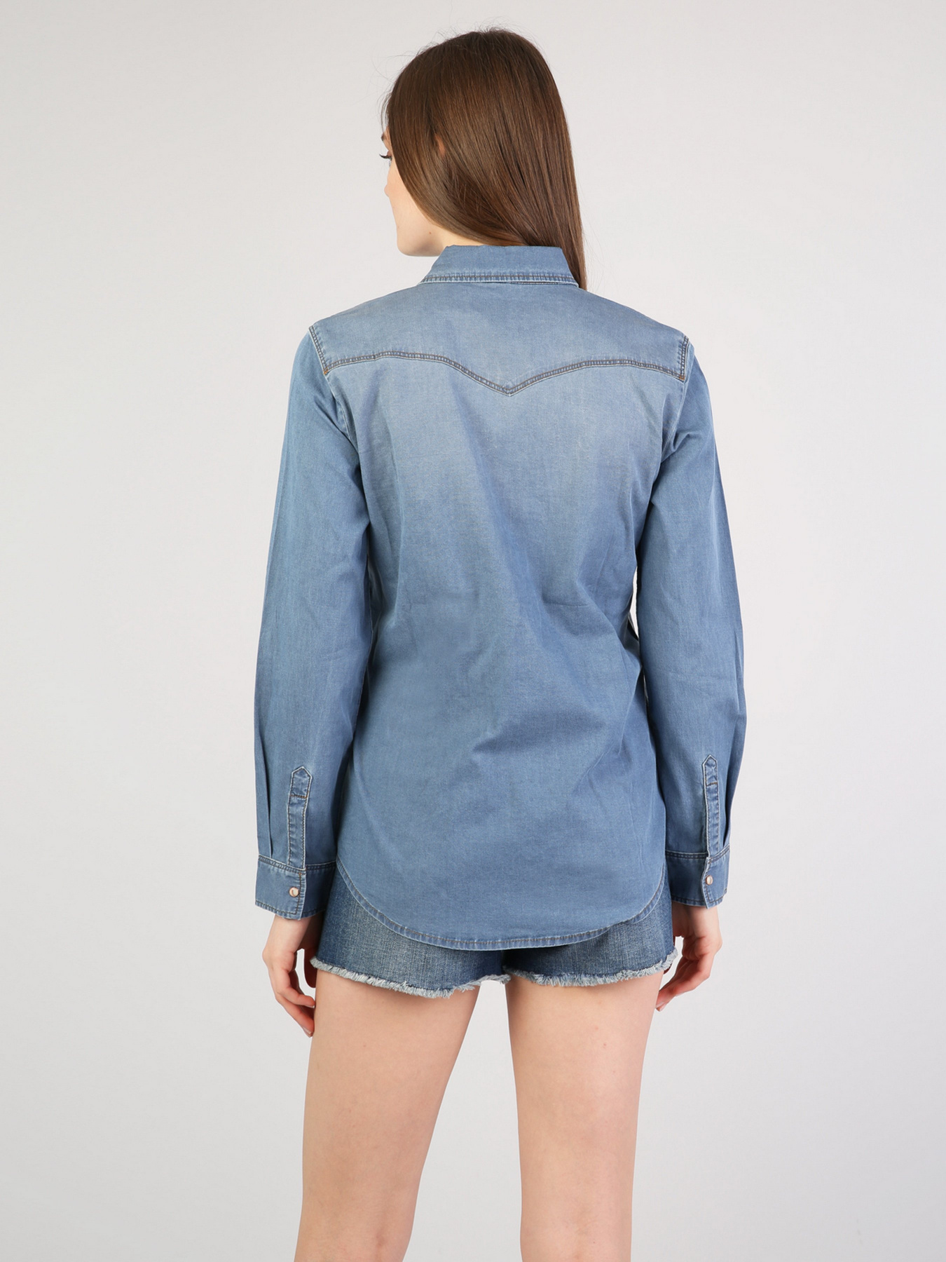 Сорочки Colin’s модель CL1043864DN00977 Сорочки Colin’s модель CL1043864DN00977 Фото