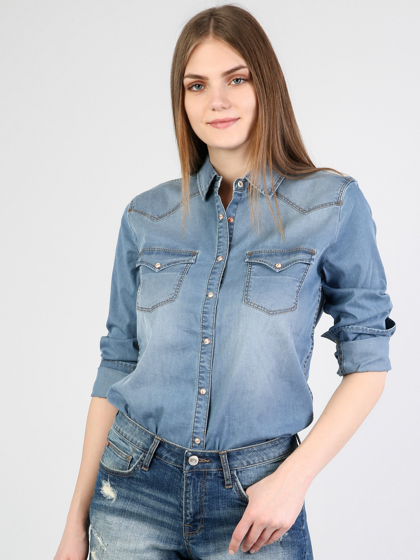 Сорочки Colin’s модель CL1043864DN00977 Сорочки Colin’s модель CL1043864DN00977 Фото