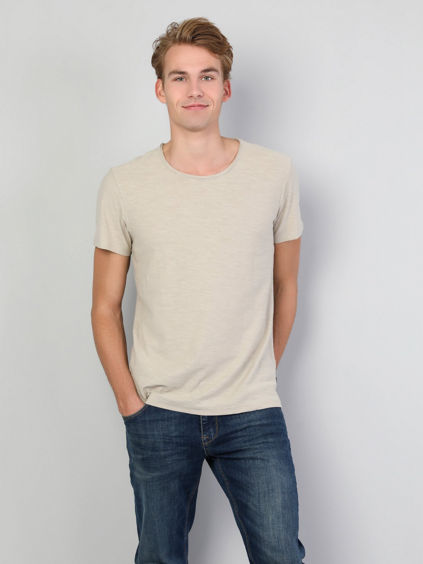 Футболки и поло Colin’s модель CL1025255BEI Фото