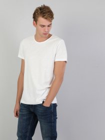 Футболки и поло Colin’s модель CL1025255OFW Фото