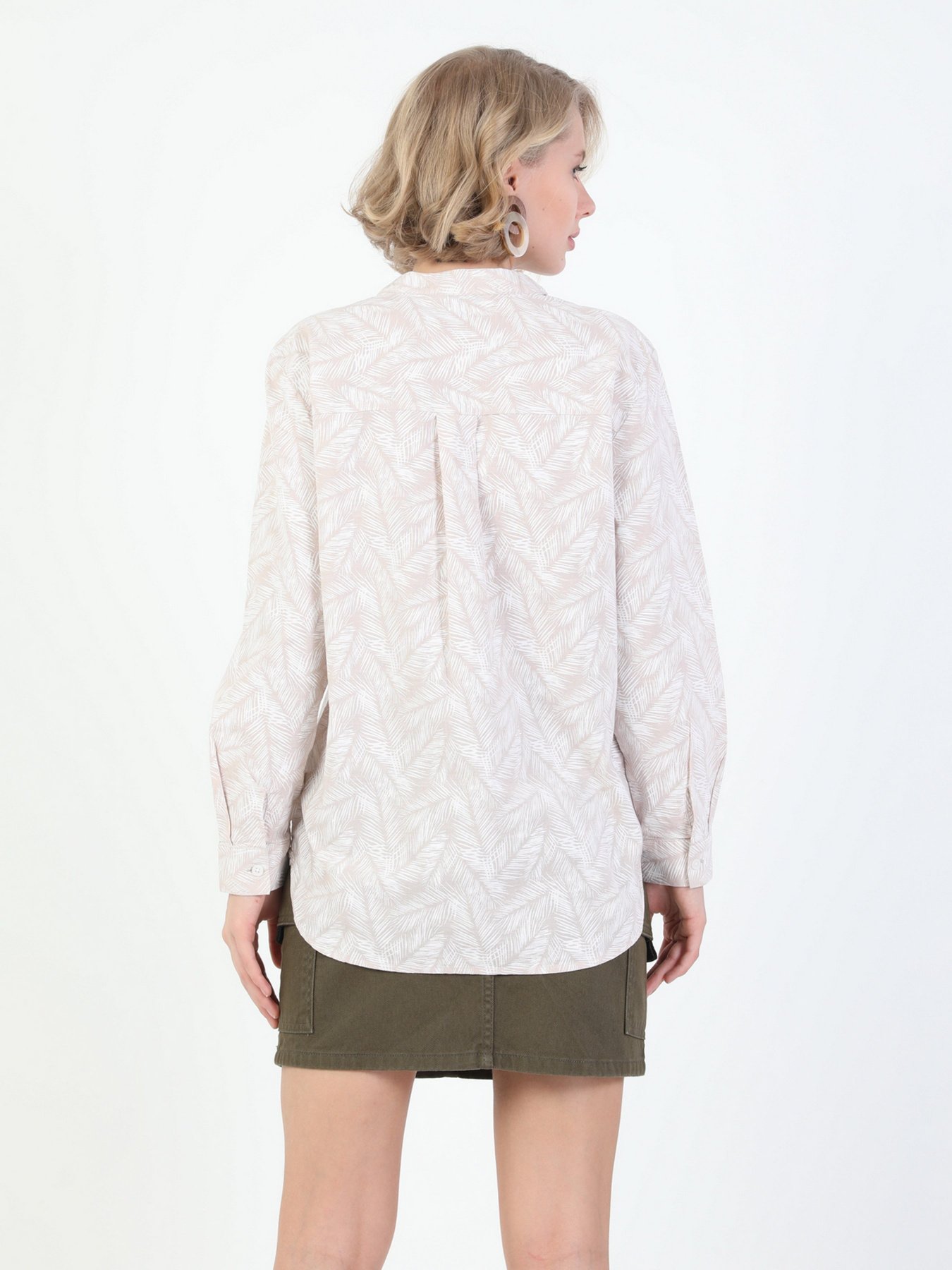 Рубашка повседневная Colin’s модель CL1048907BEI Фото