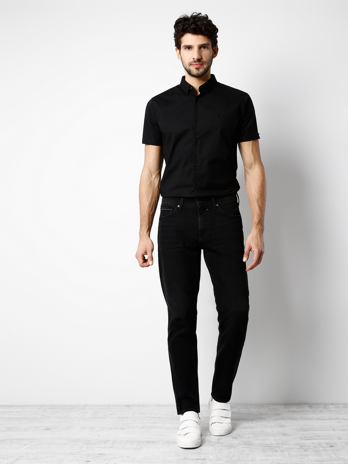 Рубашка повседневная Colin’s модель CL1025587BLK Рубашка повседневная Colin’s модель CL1025587BLK Фото