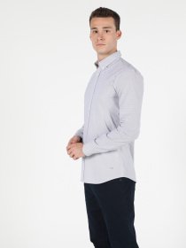 Рубашка повседневная Colin’s модель CL1050117WHT Рубашка повседневная Colin’s модель CL1050117WHT Фото