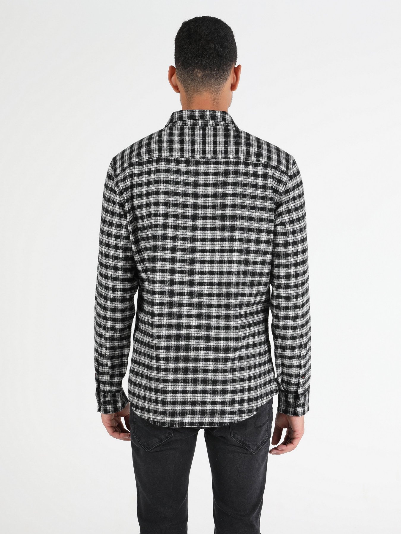 Рубашка повседневная Colin’s модель CL1050129BLK Рубашка повседневная Colin’s модель CL1050129BLK Фото