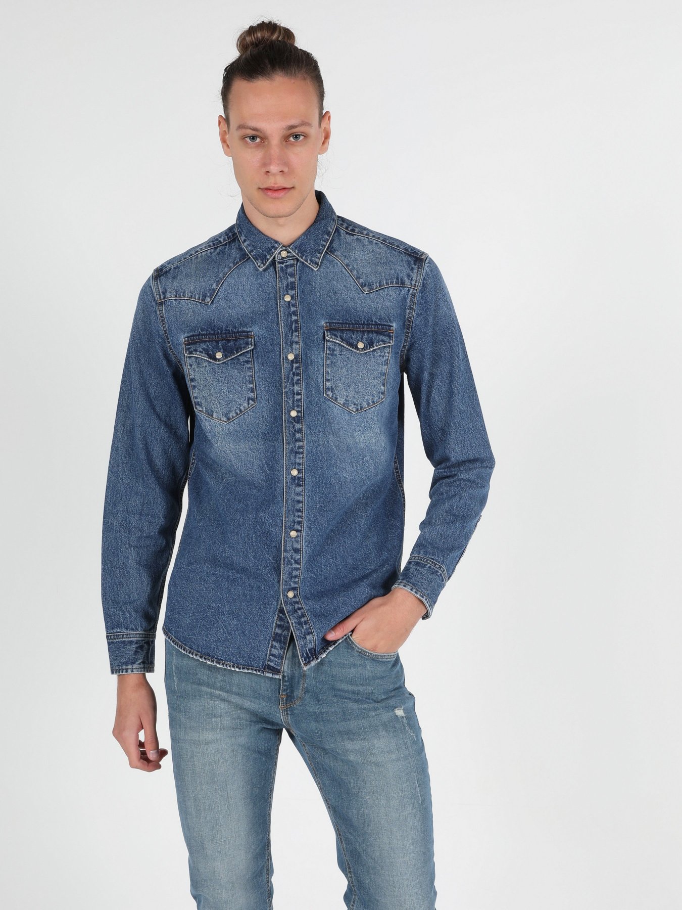 Сорочка повсякденна Colin’s модель CL1051228DN03369 Фото