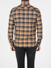 Рубашка повседневная Colin’s модель CL1051397GRA Рубашка повседневная Colin’s модель CL1051397GRA Фото