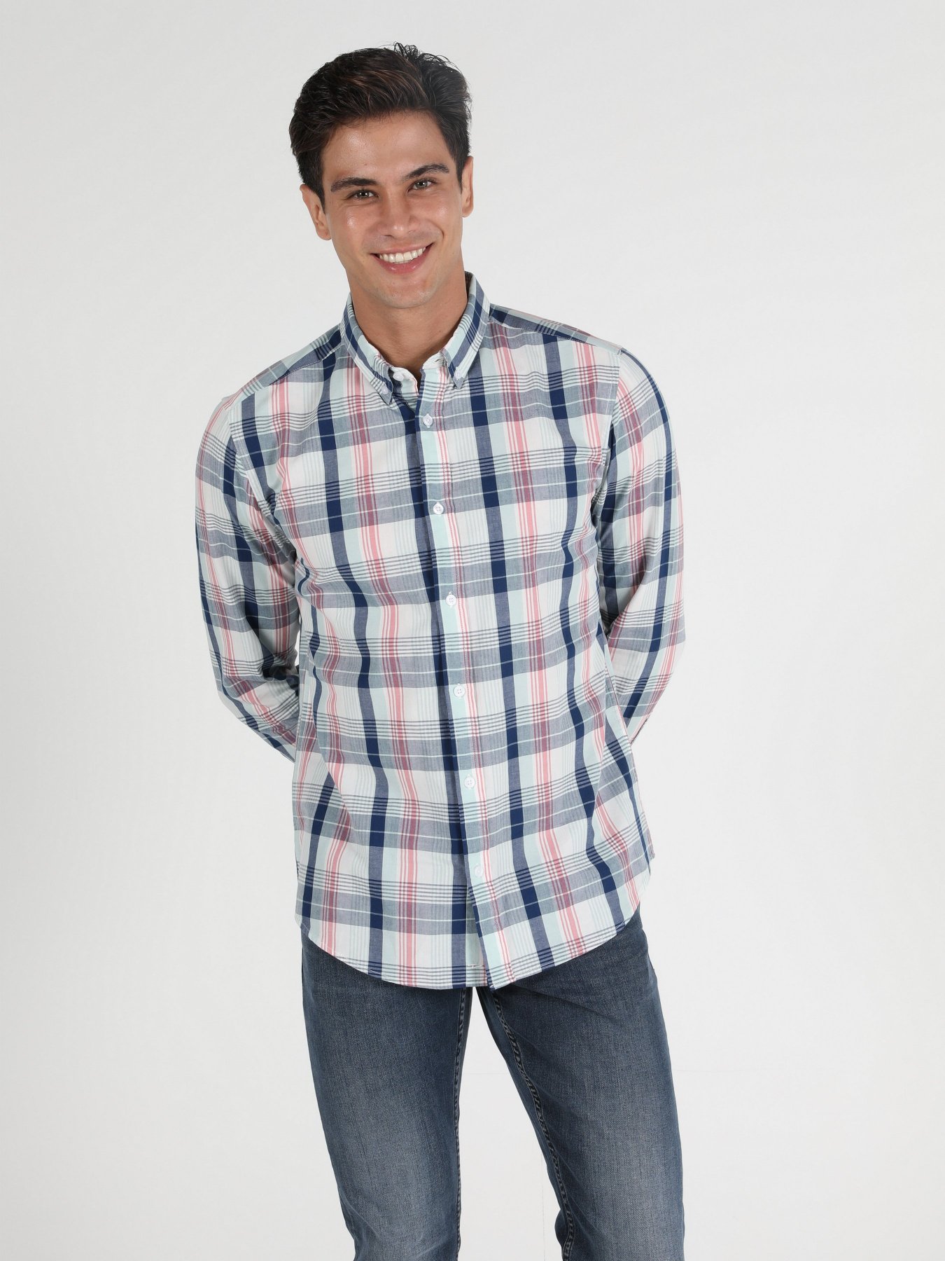 Рубашка повседневная Colin’s модель CL1052203FGR Рубашка повседневная Colin’s модель CL1052203FGR Фото