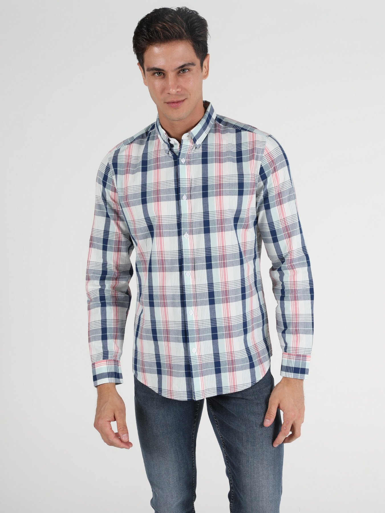 Рубашка повседневная Colin’s модель CL1052203FGR Рубашка повседневная Colin’s модель CL1052203FGR Фото