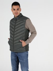 Жилет Colin’s модель CL1045390LKH Фото