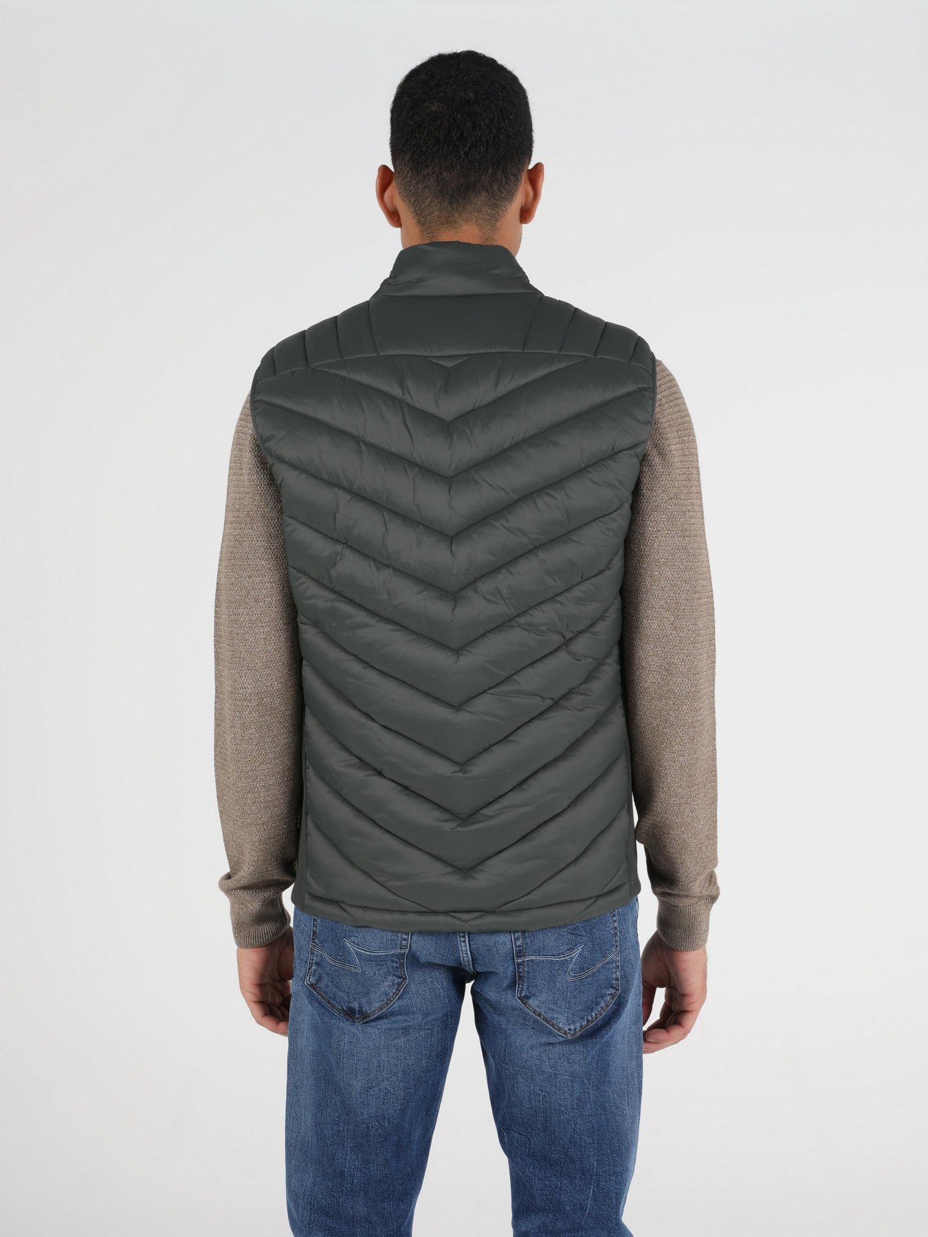 Жилет Colin’s модель CL1045390LKH Фото