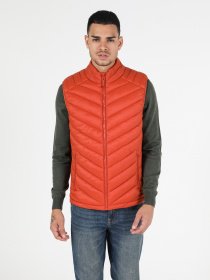 Жилет с утеплителем Colin’s модель CL1045390ORA Фото