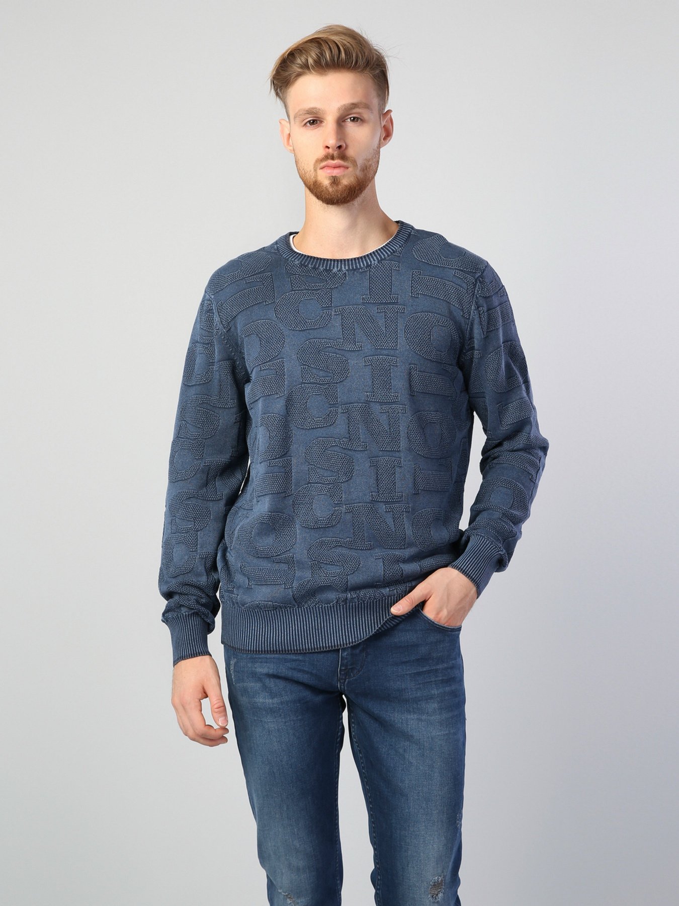 Свитер Colin’s модель CL1028266NAV Свитер Colin’s модель CL1028266NAV Фото