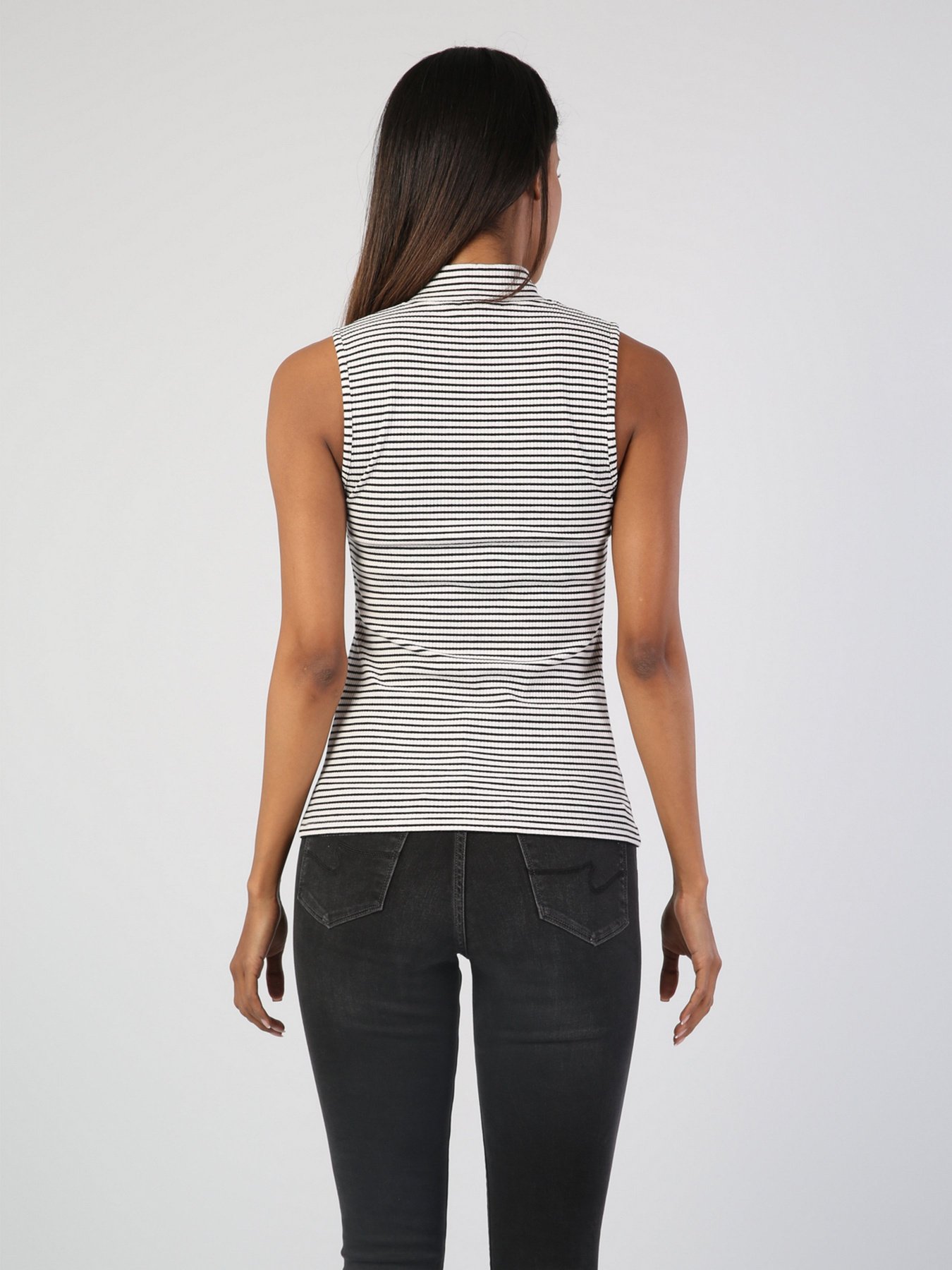 Майка для дома Colin’s модель CL1042326WHT Фото