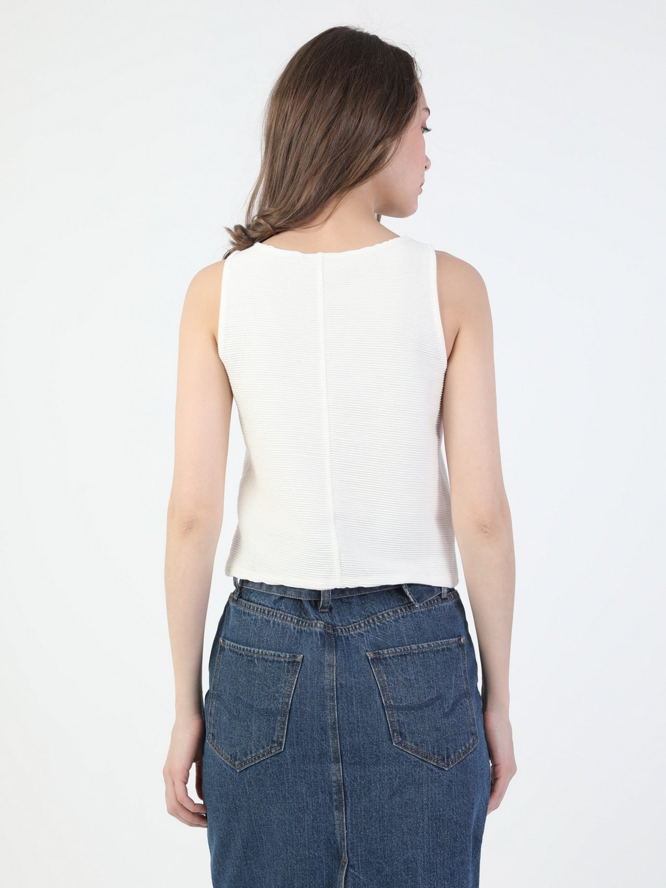 Майка для дома Colin’s модель CL1048392OFW Фото