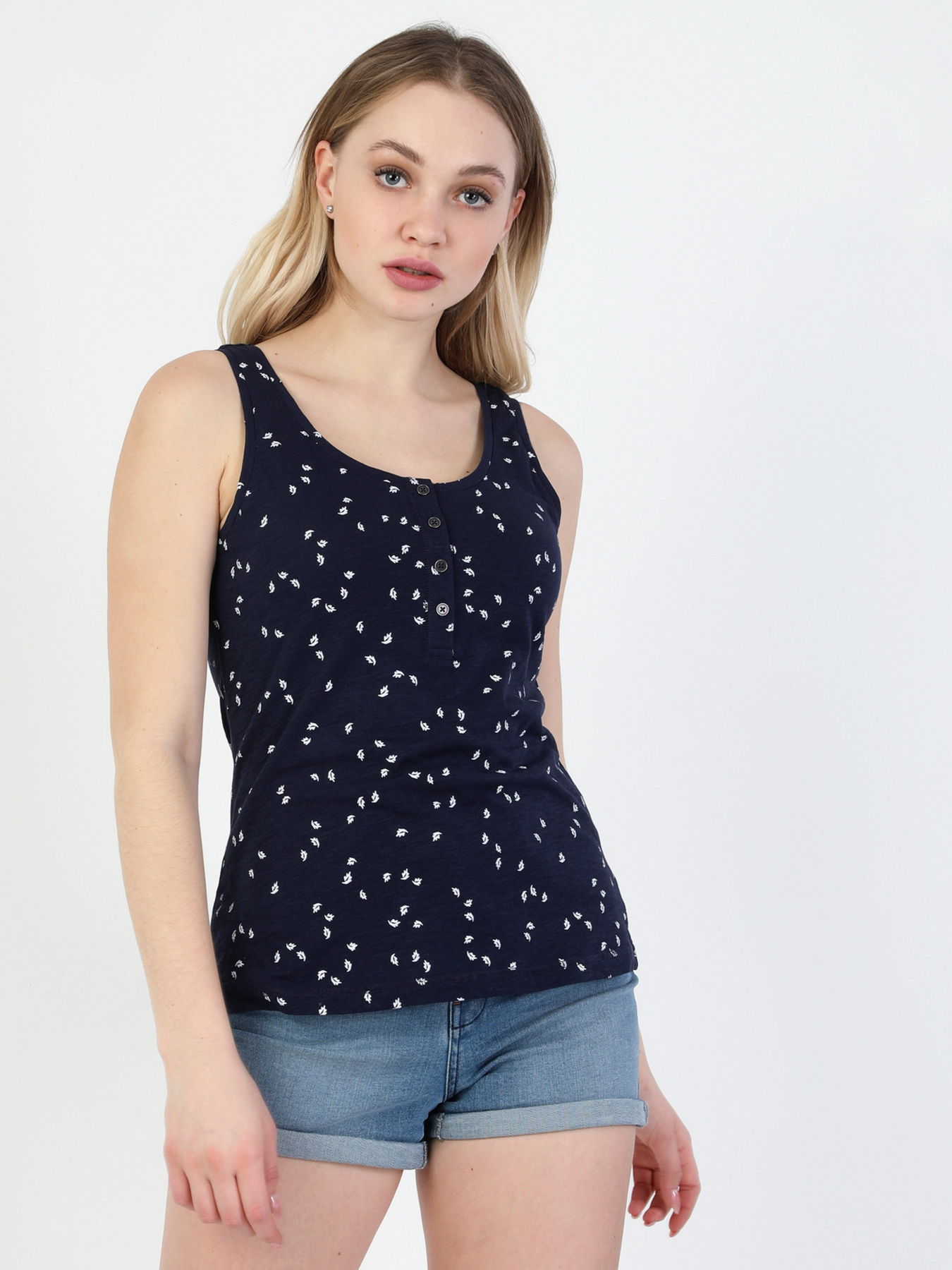 Майка для дома Colin’s модель CL1048871NAV Фото