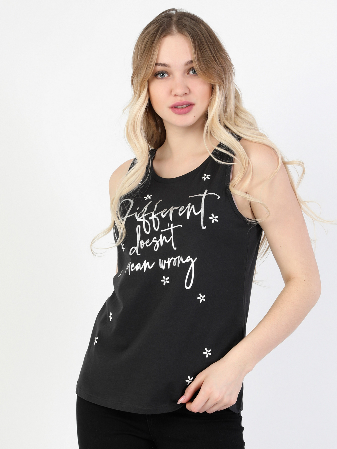 Майка для дома Colin’s модель CL1049087ANT Фото