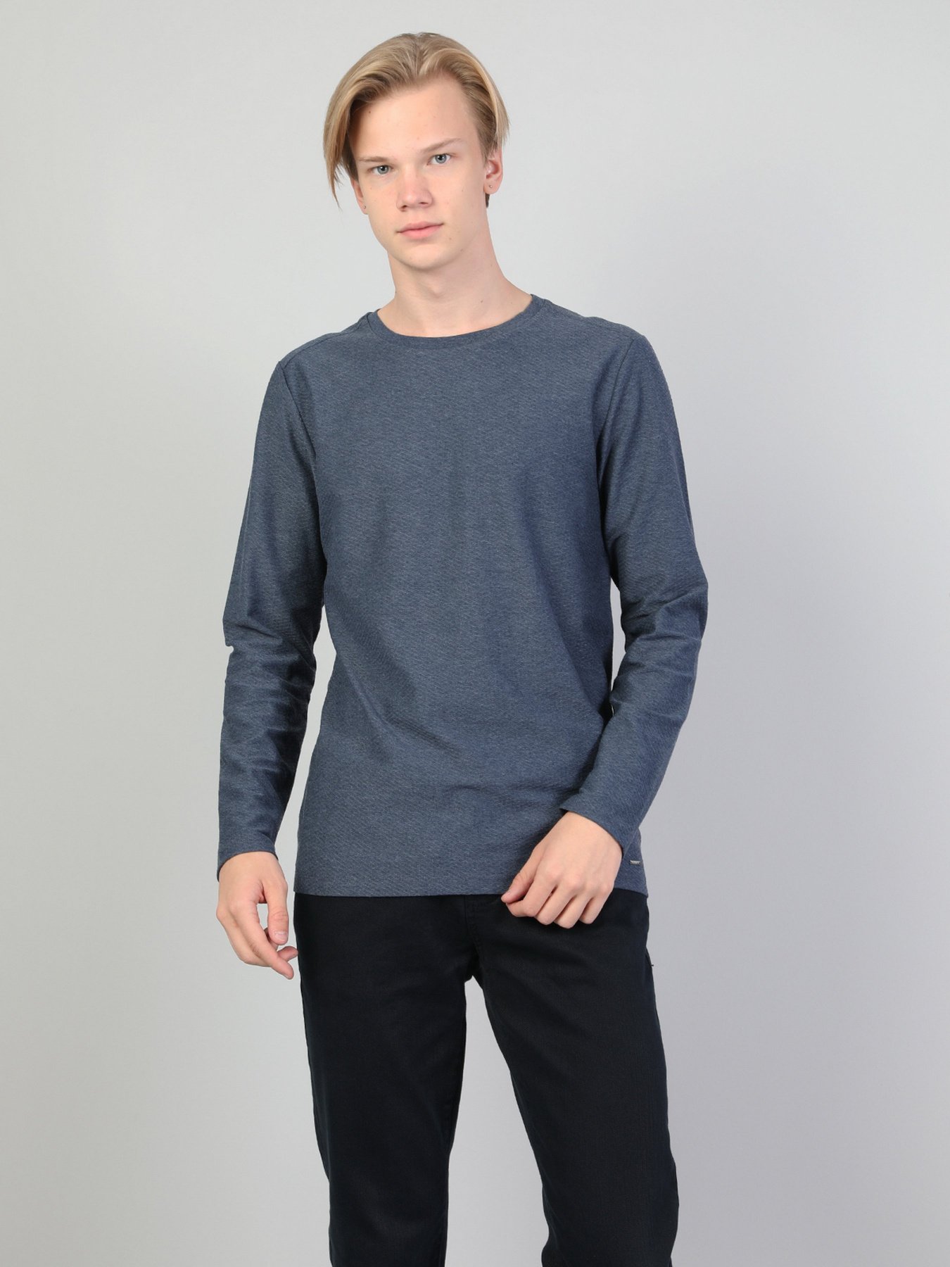 Лонгслів Colin’s модель CL1045419INN Фото