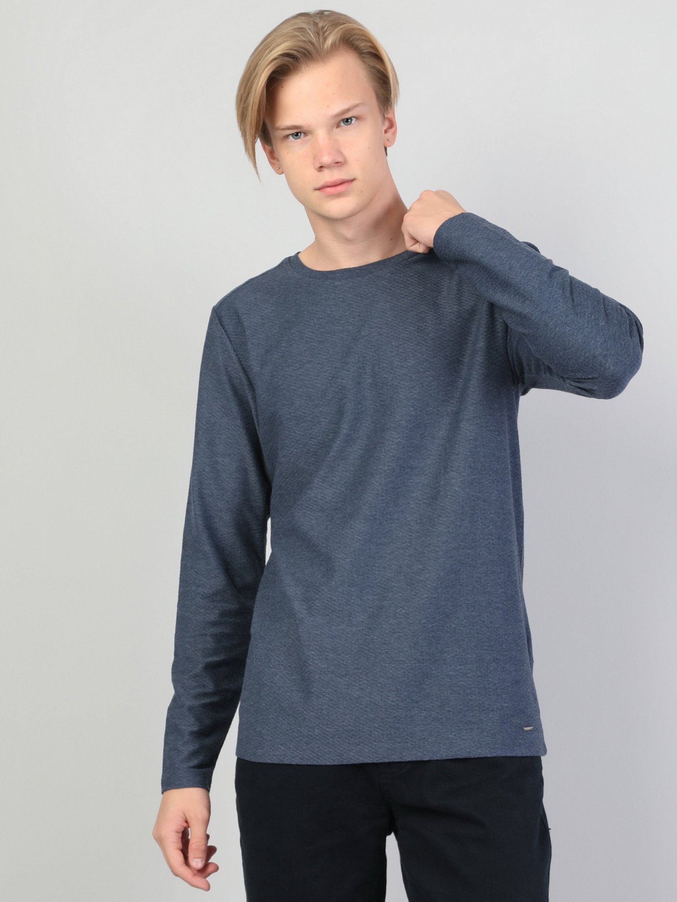 Лонгслів Colin’s модель CL1045419INN Фото