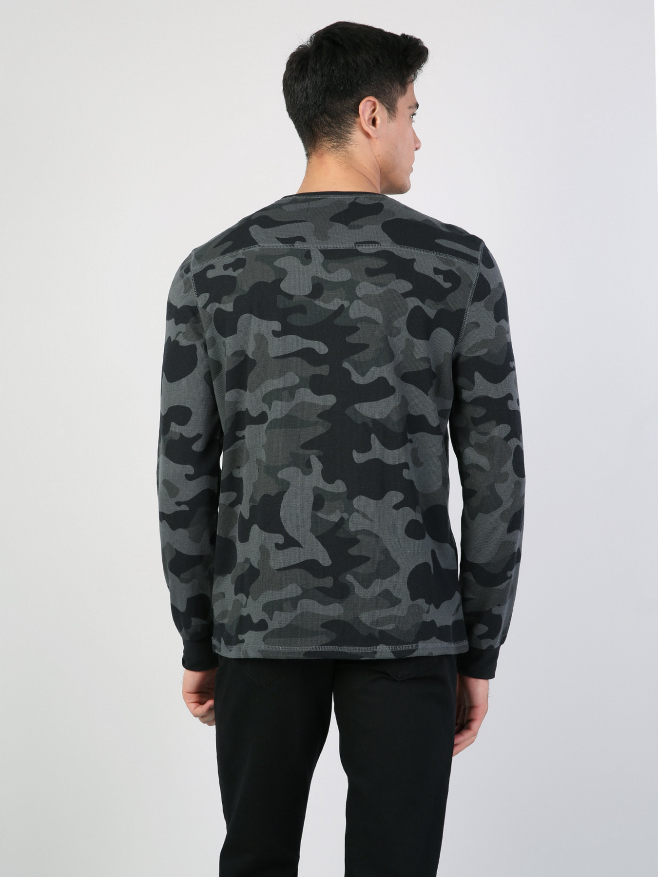 Реглан Colin’s модель CL1045515ANT Фото