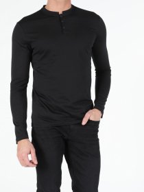 Лонгслив Colin’s модель CL1050199BLK Фото