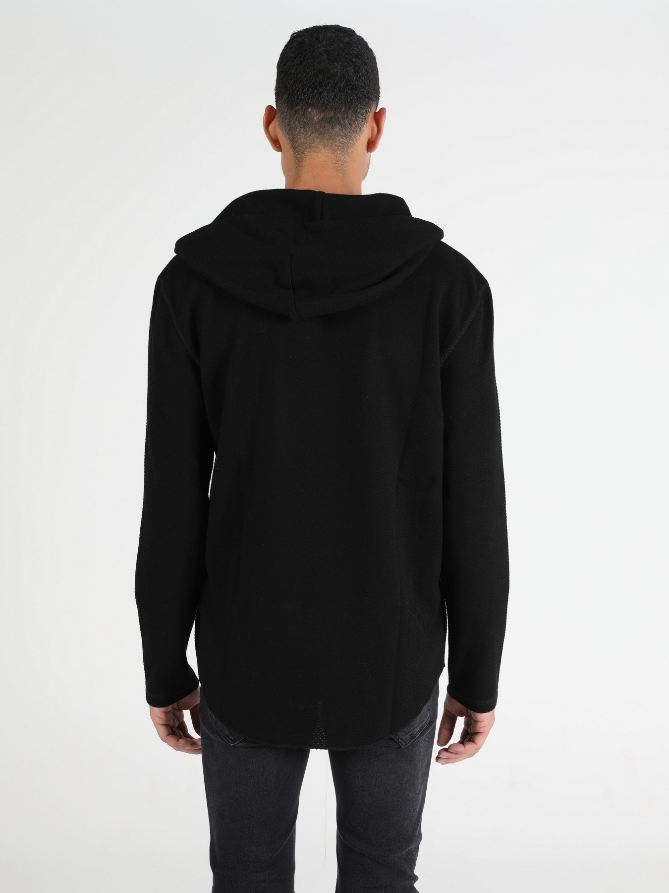 Лонгслив Colin’s модель CL1051091BLK Фото