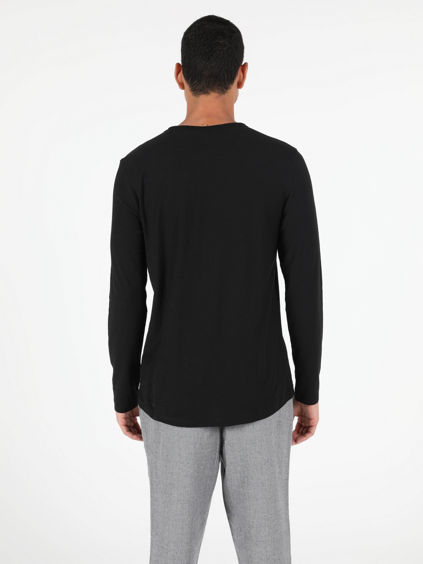 Лонгслів Colin’s модель CL1051133BLK Фото