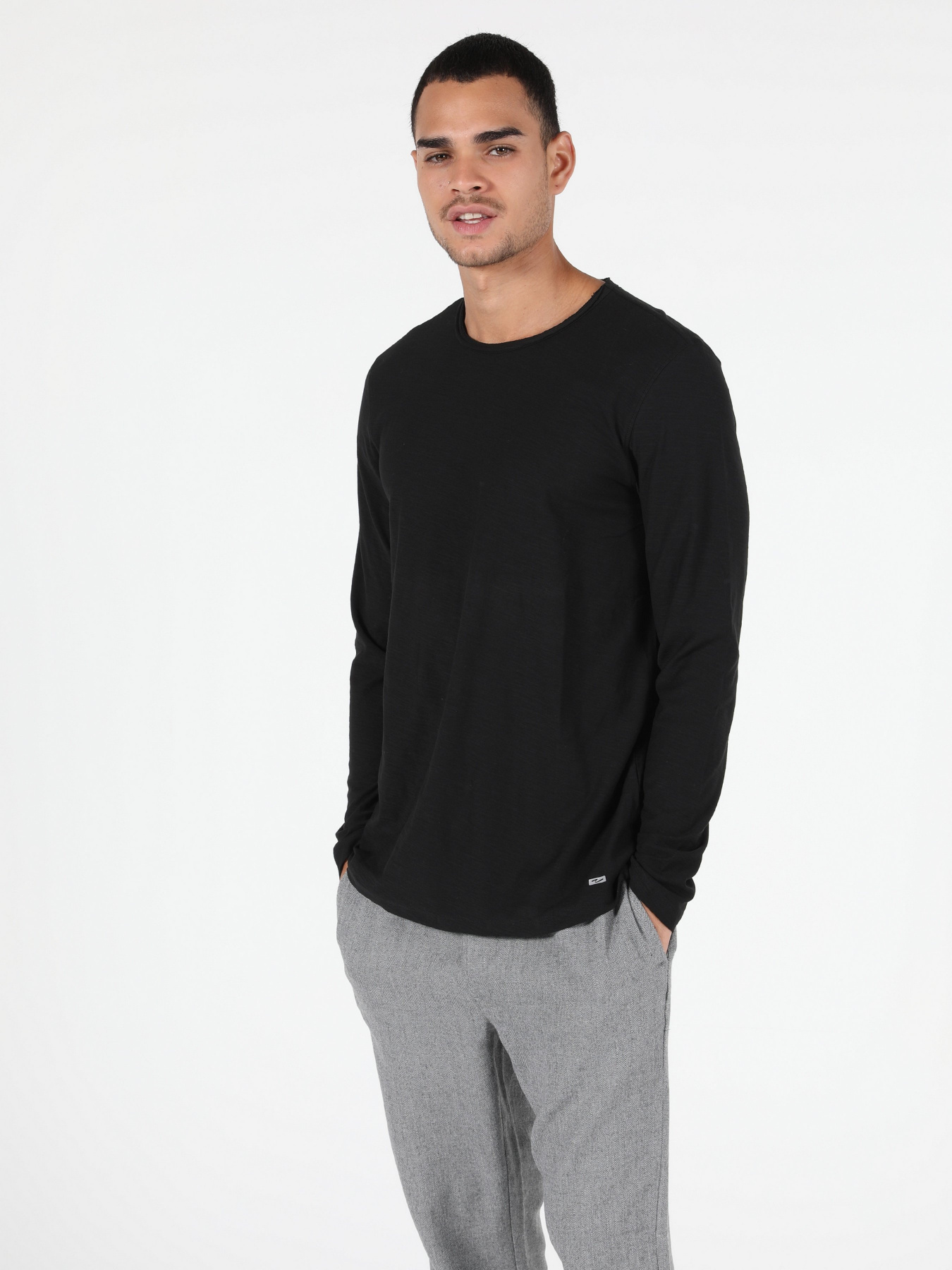 Лонгслів Colin’s модель CL1051133BLK Фото