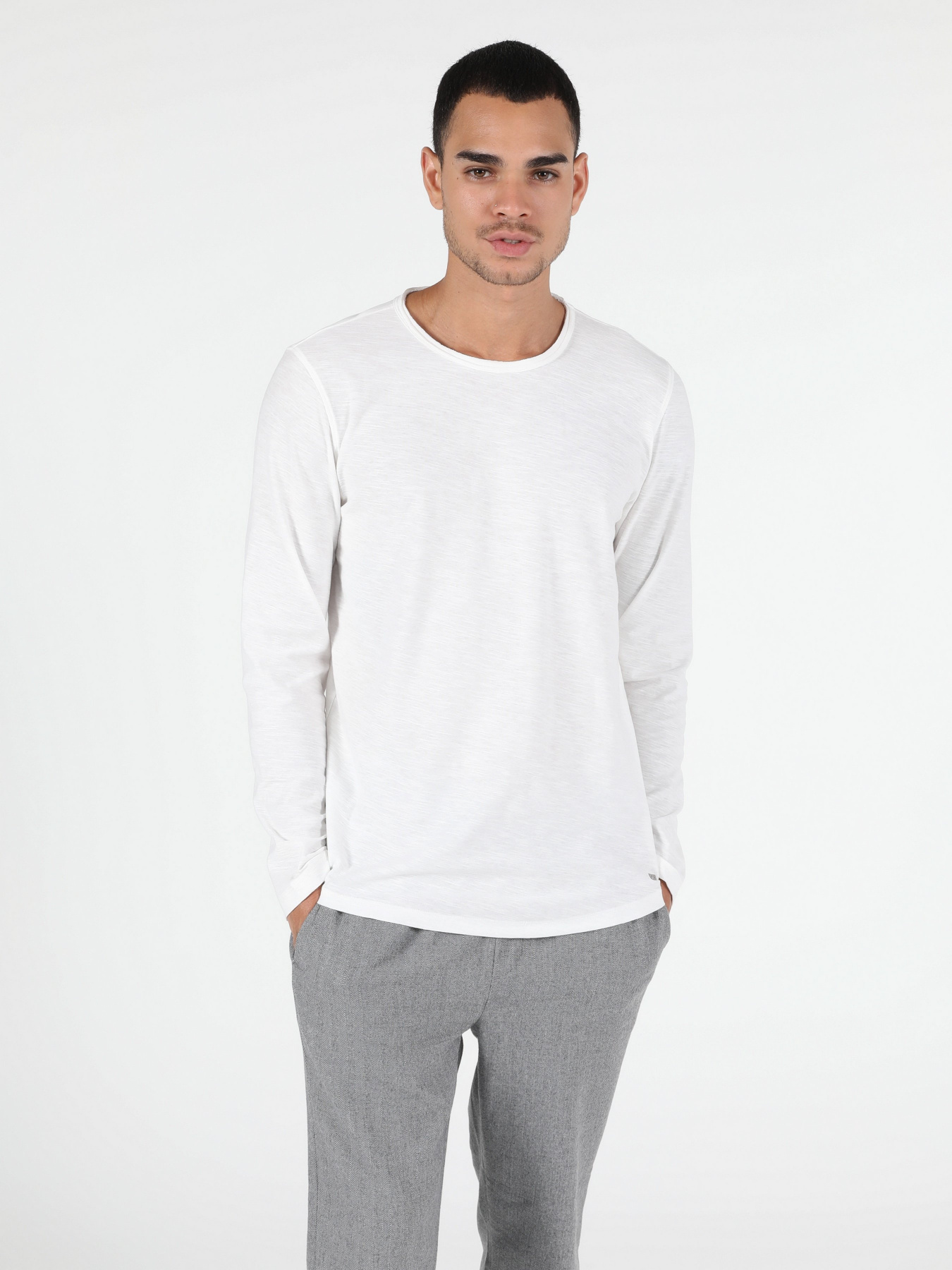 Лонгслів Colin’s модель CL1051133OFW Фото