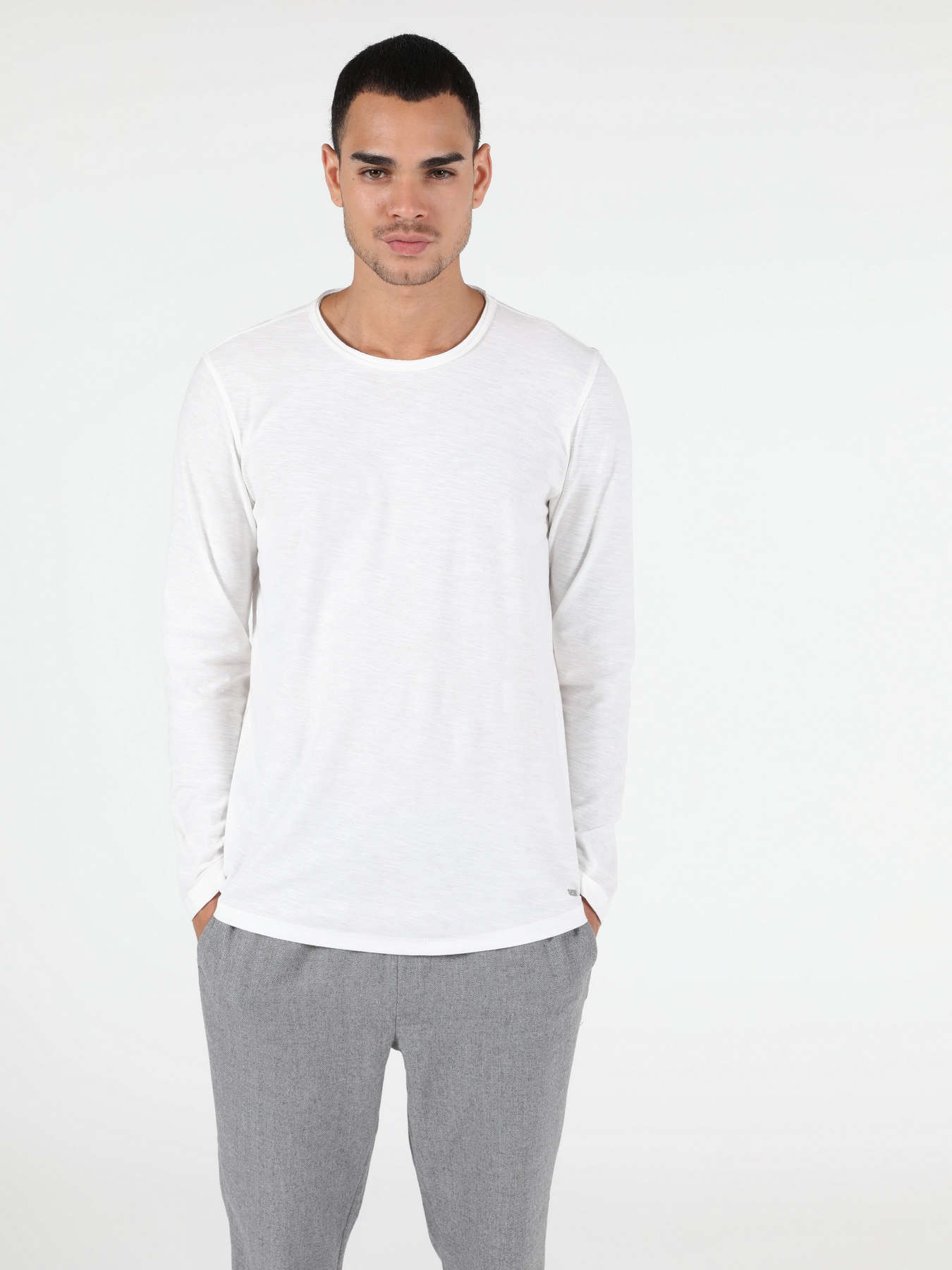 Лонгслів Colin’s модель CL1051133OFW Фото