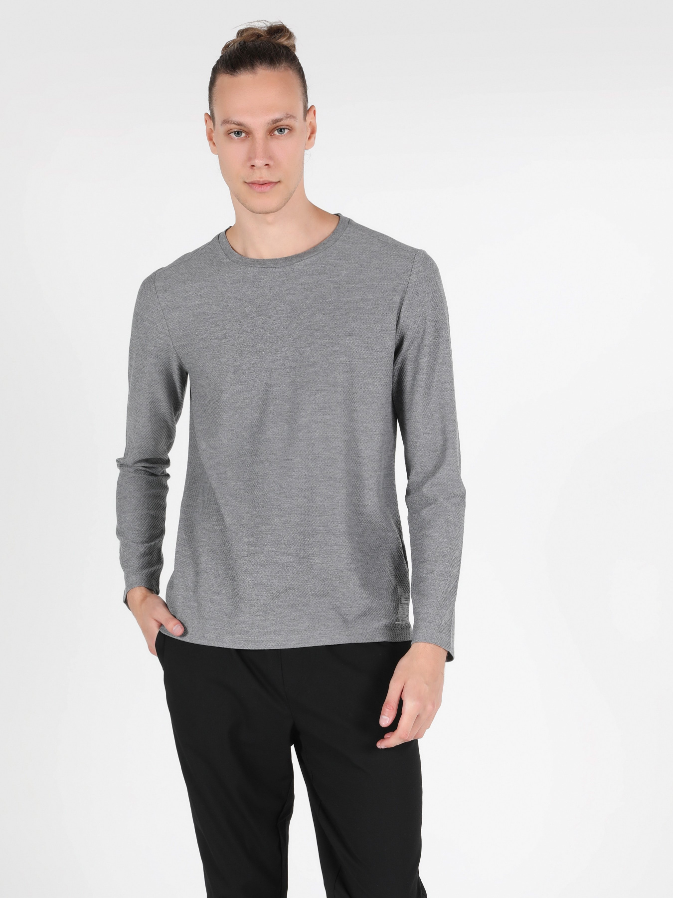 Лонгслів Colin’s модель CL1051143MGA Фото