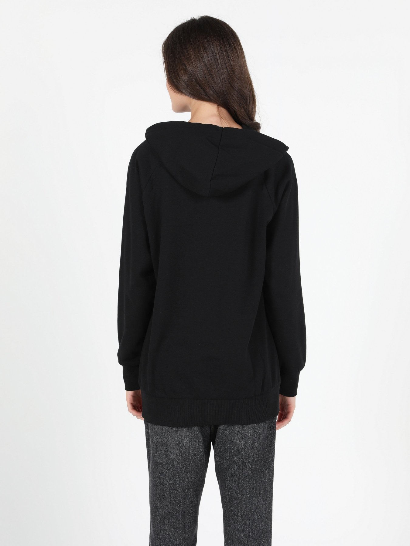 Худи Colin’s модель CL1045200BLK Худи Colin’s модель CL1045200BLK Фото