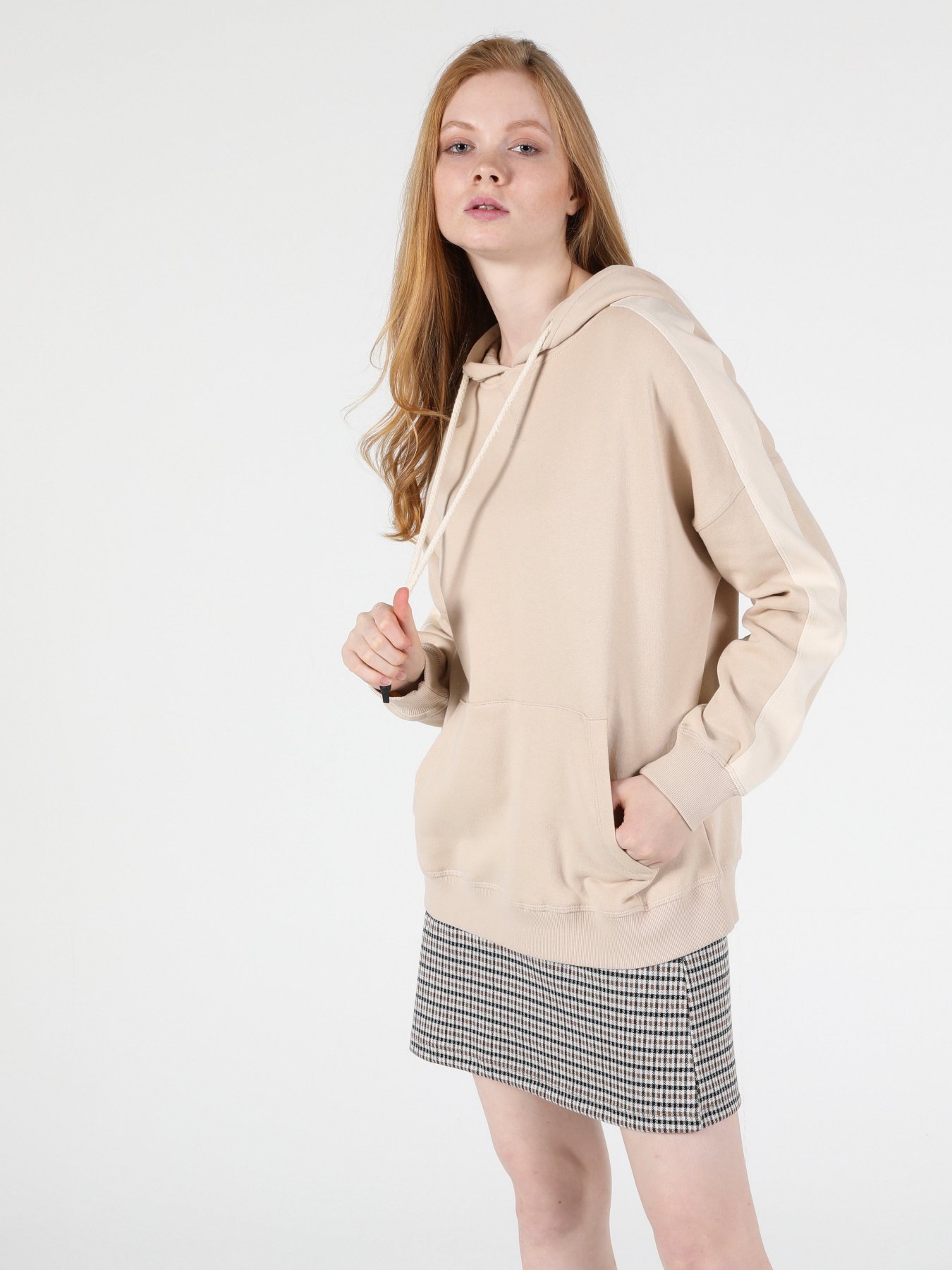 Худи Colin’s модель CL1050474BEI Фото