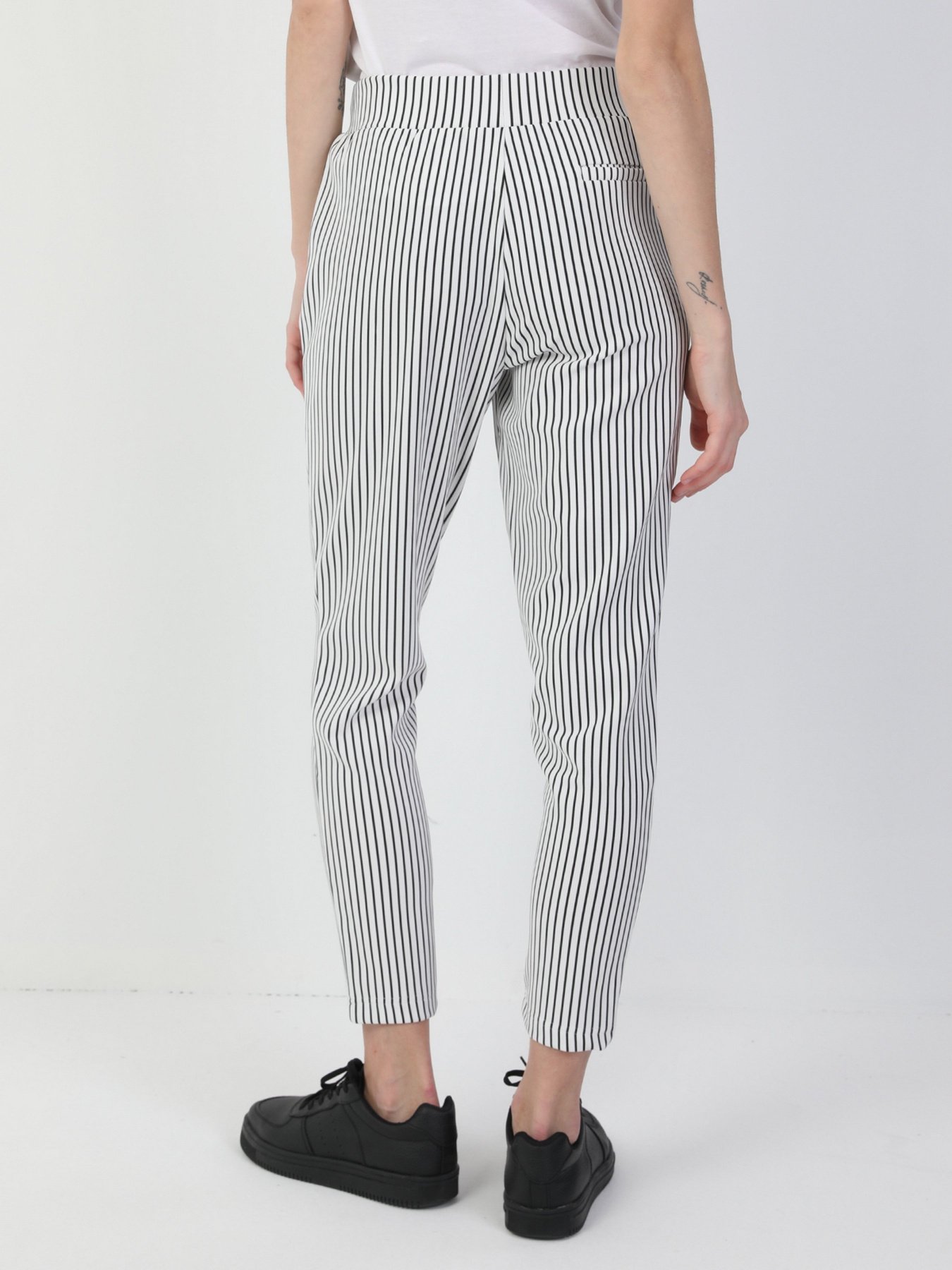 Штаны спортивные Colin’s модель CL1047824OFW Фото