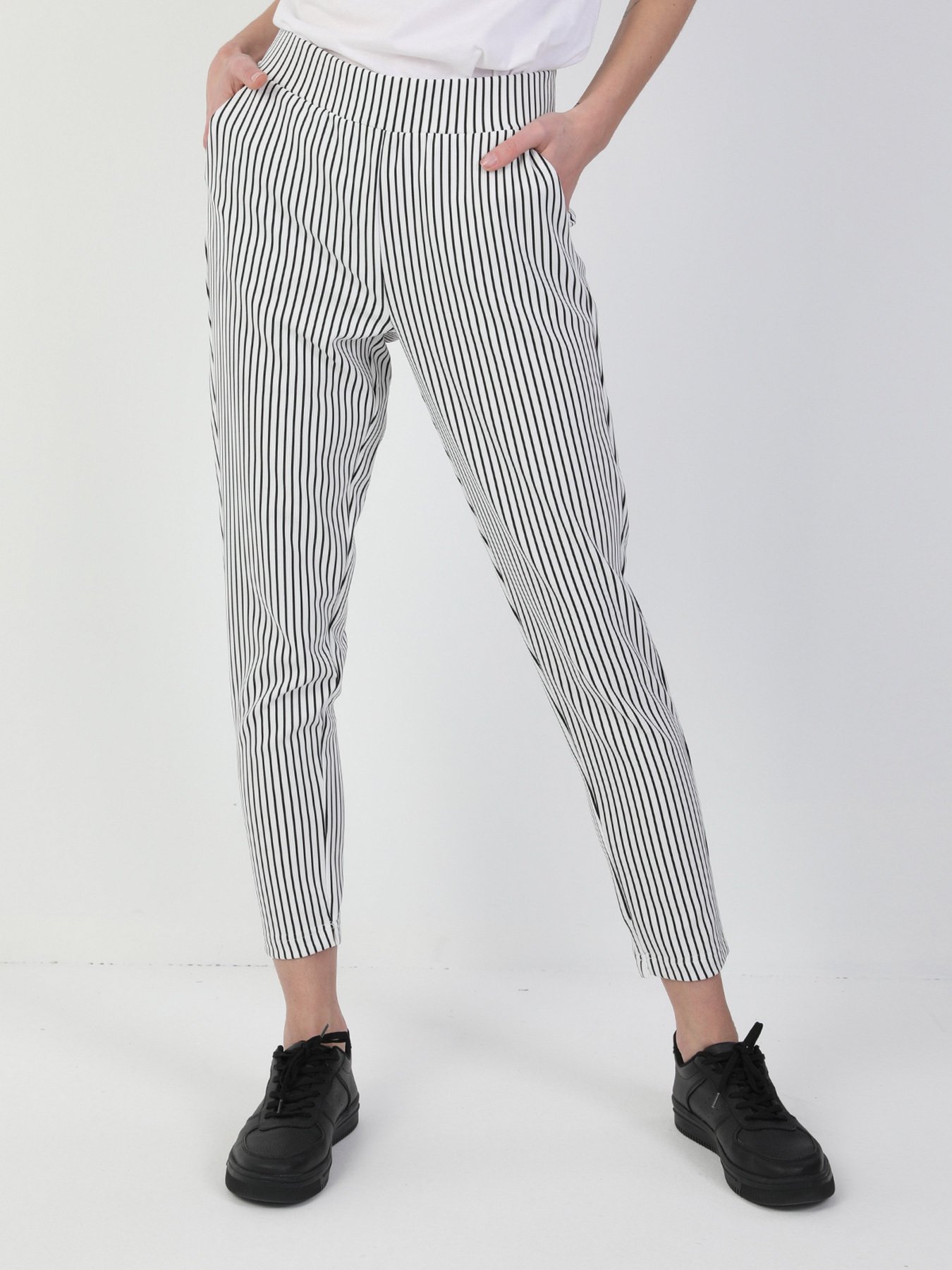 Штаны спортивные Colin’s модель CL1047824OFW Фото